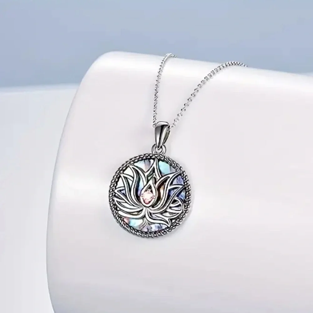 SOLD - NWOT - Pretty Lotus Flower/Abalone Shell Pendant - Picture 6 of 6